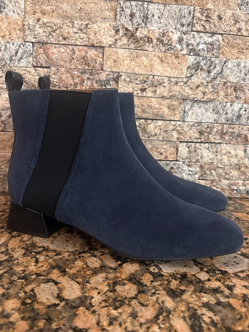 Donald Pliner Travis Suede Boot
